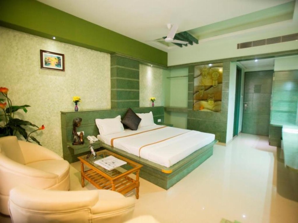 Hotel AMR Evvergreen Main image