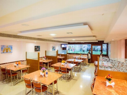 Hotel AMR Evvergreen image 4